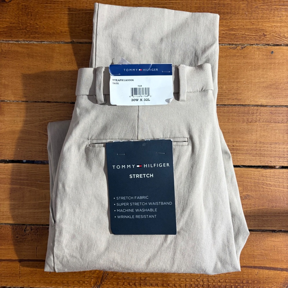 Tommy Hilfiger Chino Pants Men 30x32 (Fits 30x31) Tan Stretch Classic Flat Front